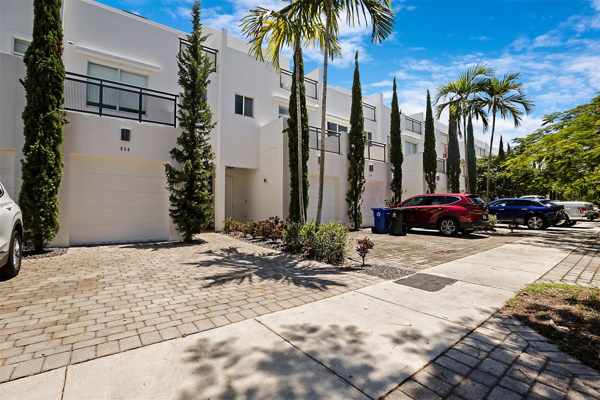 834 NE 19th Ave #834