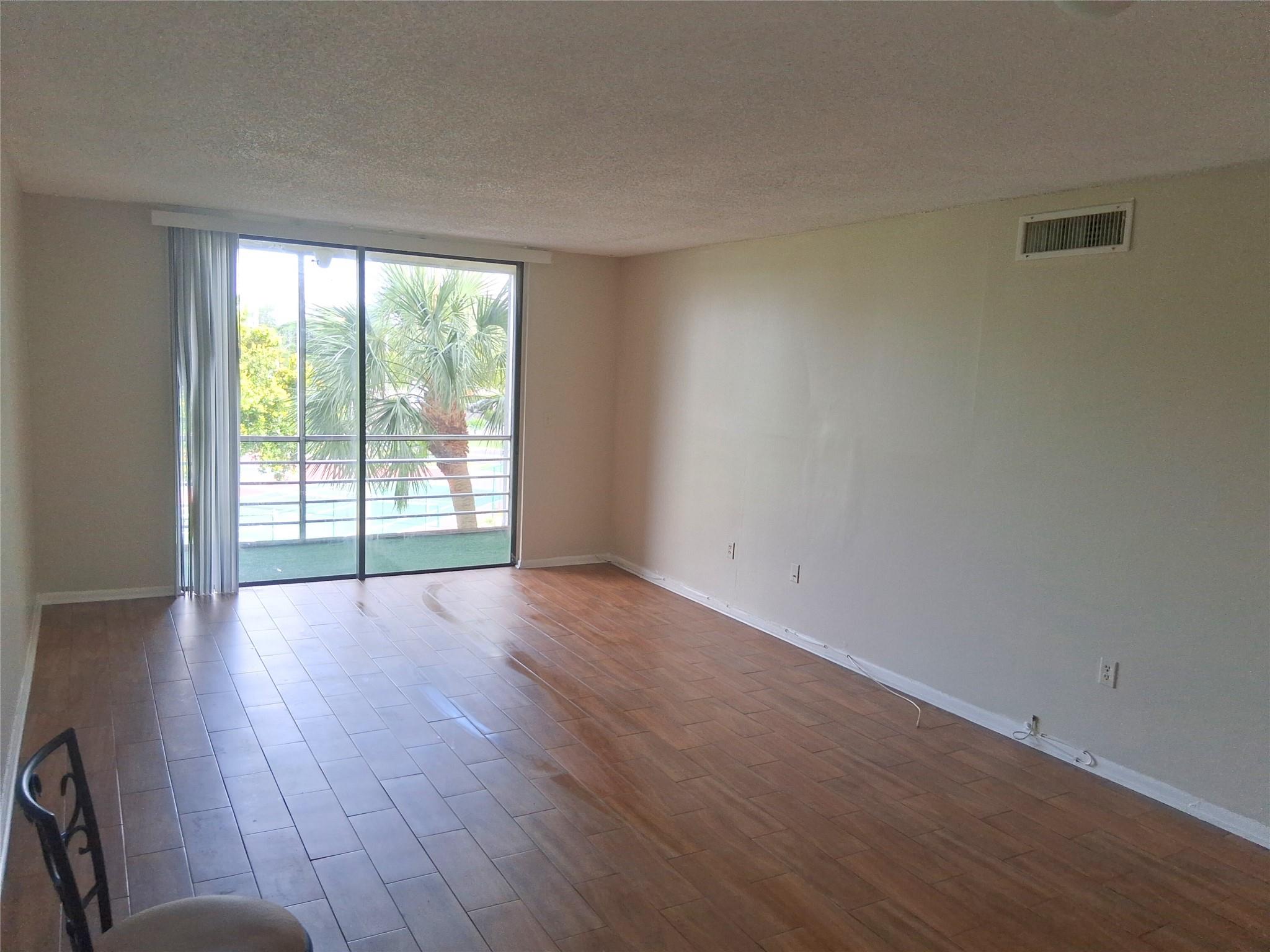 1800 SW 81st Ave #1304
