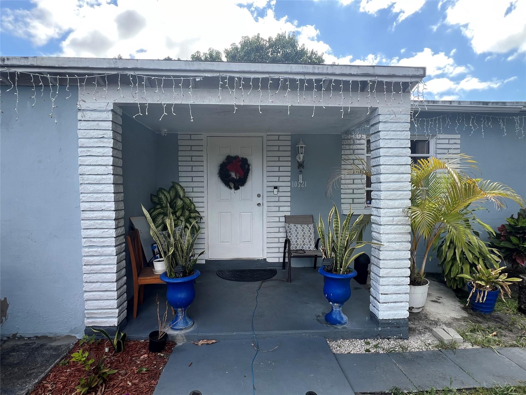 10521 NW 35th Ct