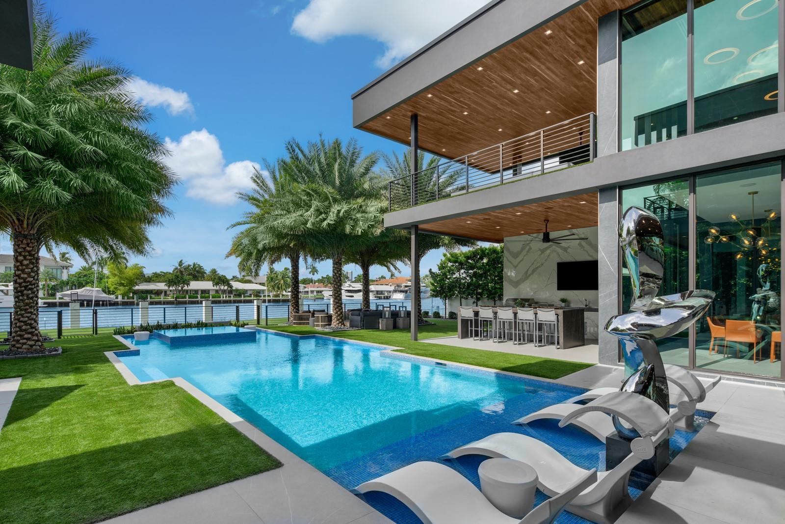 671 Middle Riv Dr Fort Lauderdale, FL 33304