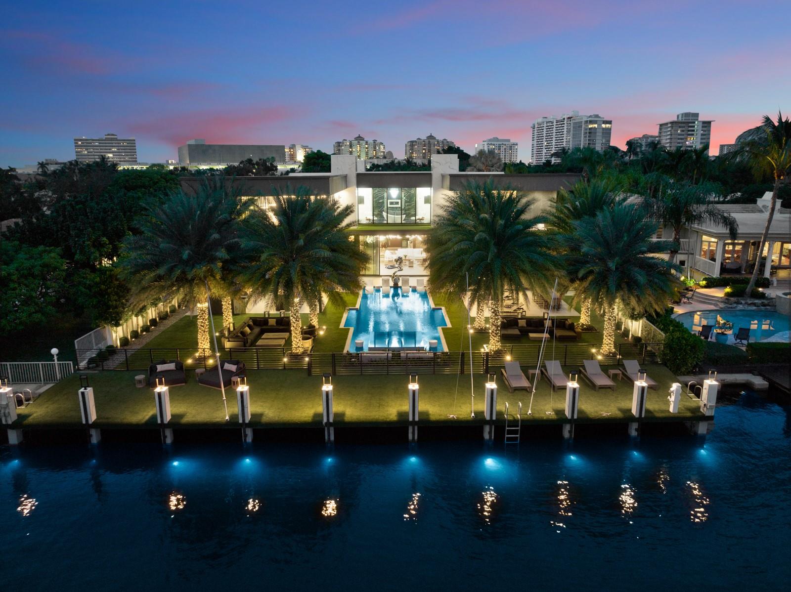 671 Middle Riv Dr Fort Lauderdale, FL 33304