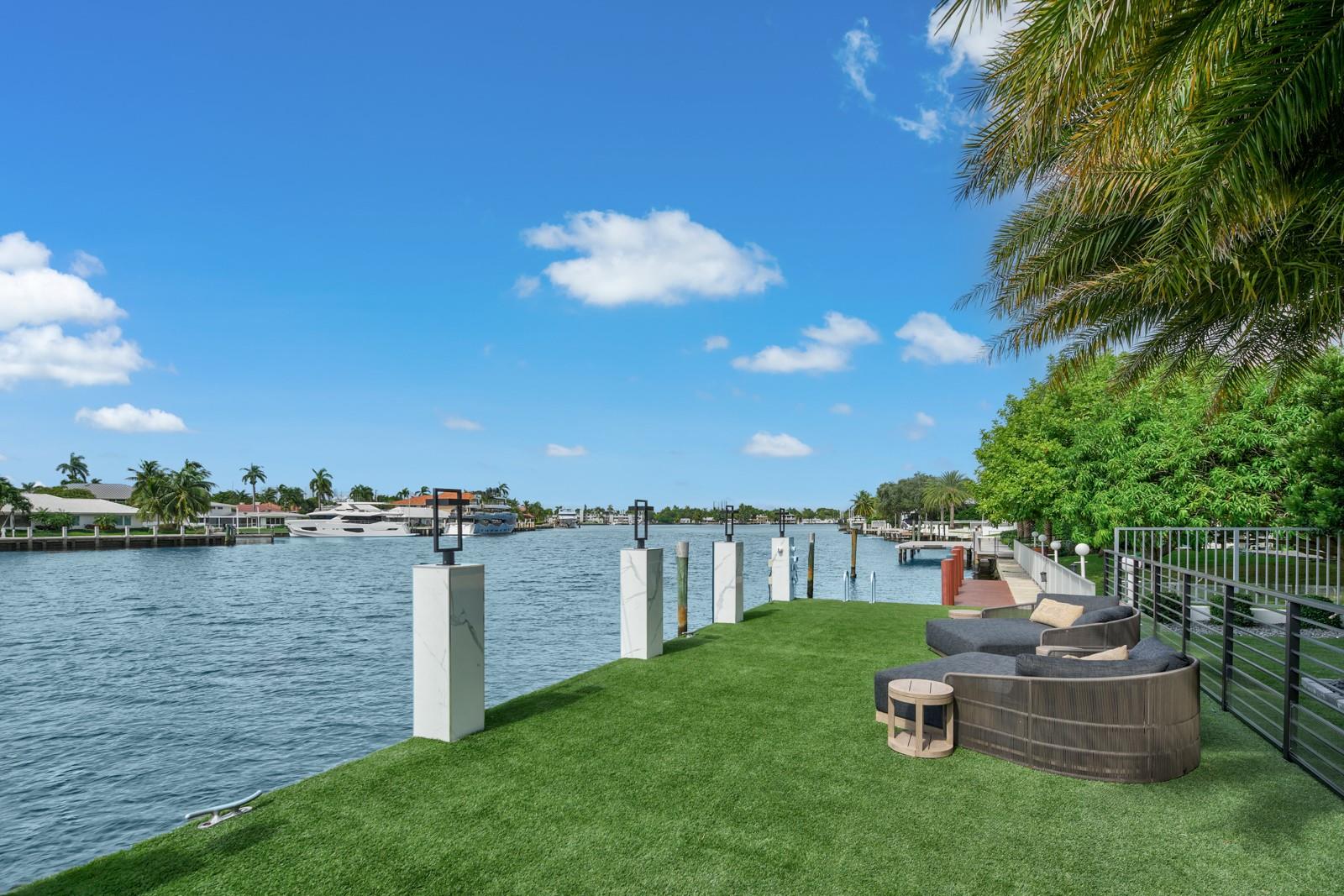 671 Middle Riv Dr Fort Lauderdale, FL 33304