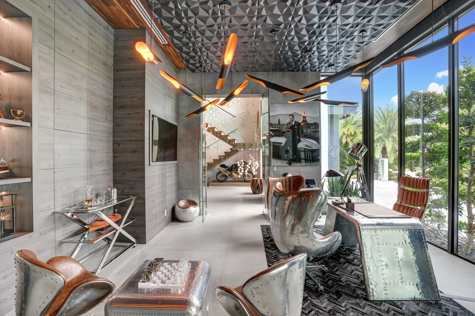 671 Middle Riv Dr Fort Lauderdale, FL 33304