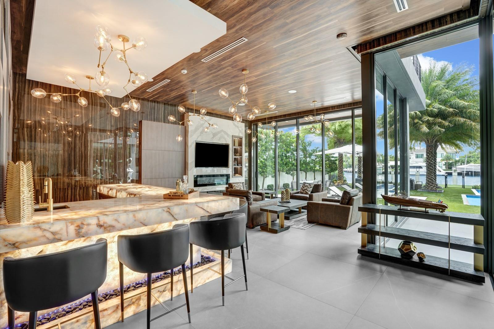 671 Middle Riv Dr Fort Lauderdale, FL 33304