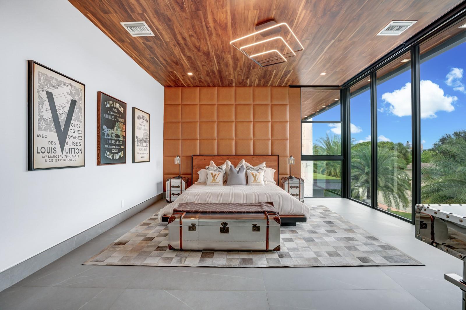 671 Middle Riv Dr Fort Lauderdale, FL 33304