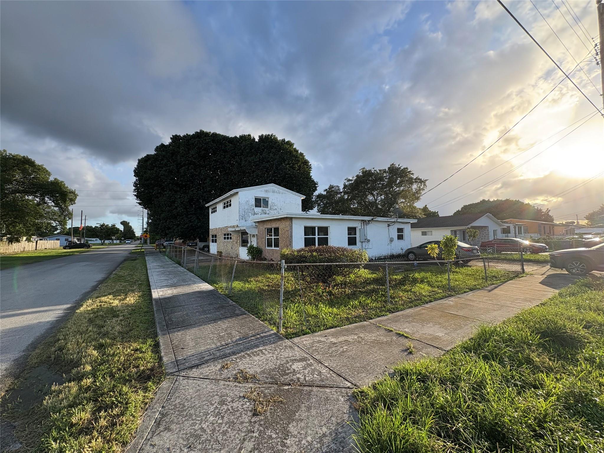5840 NW 31st Ave