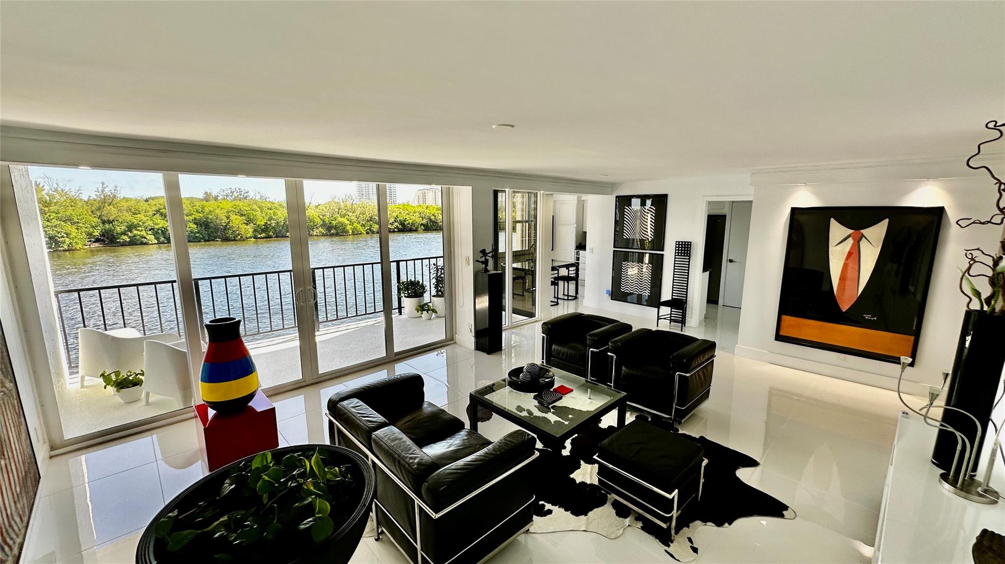 936 Intracoastal Dr #3C Fort Lauderdale, FL 33304 936 Intracoastal Dr #3C Fort Lauderdale, FL 33304