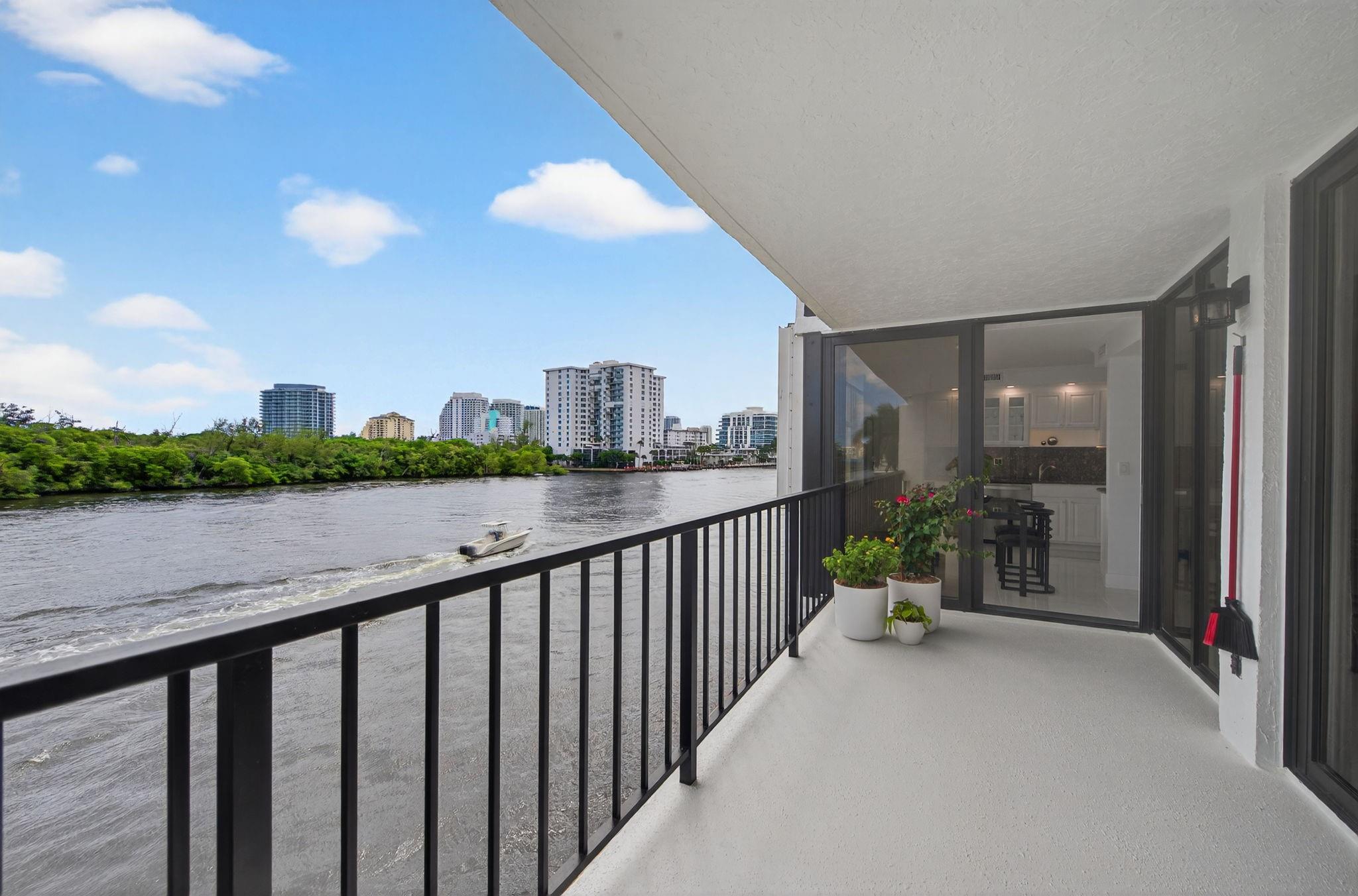 936 Intracoastal Dr #3C Fort Lauderdale, FL 33304 936 Intracoastal Dr #3C Fort Lauderdale, FL 33304