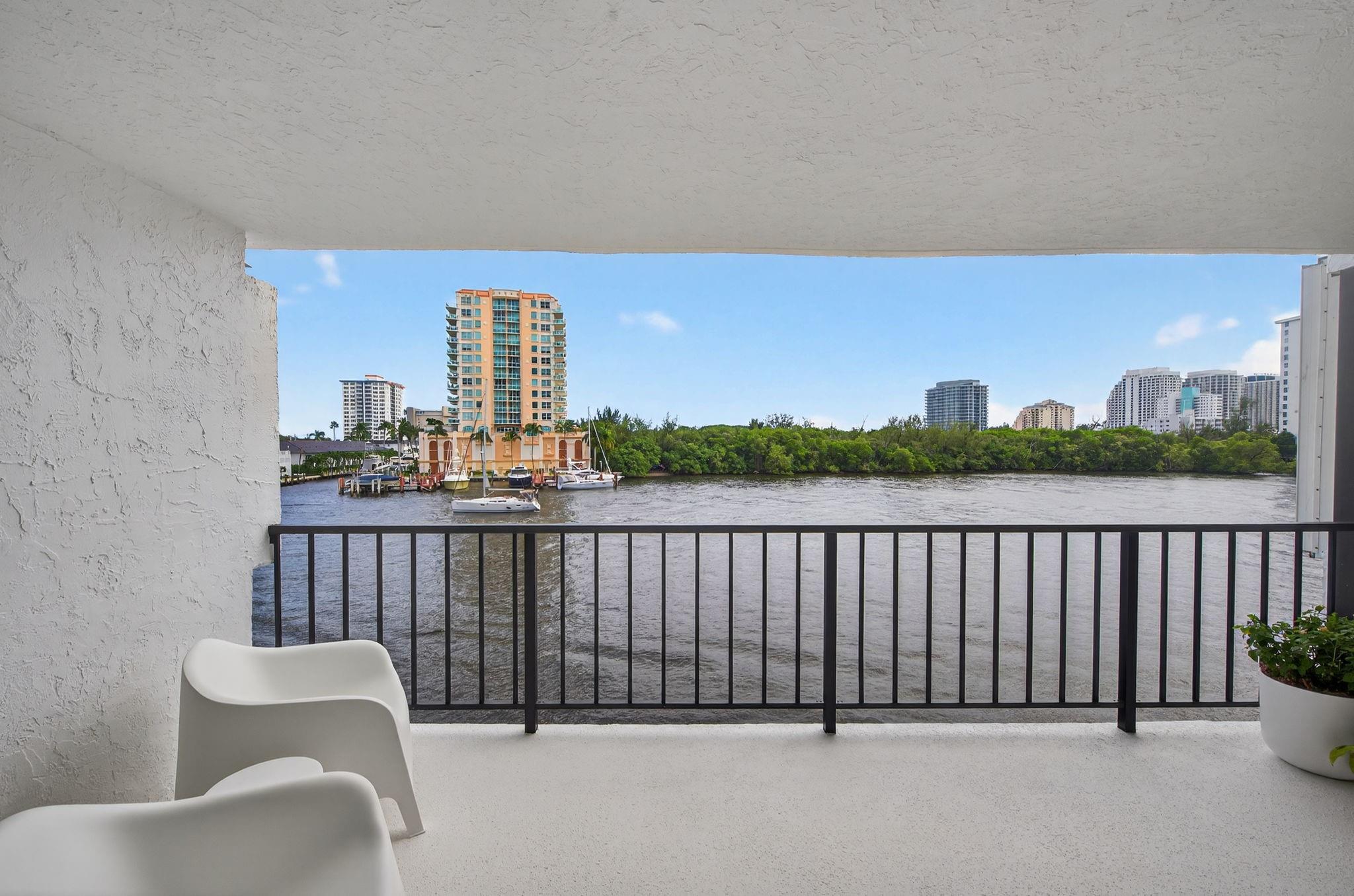 936 Intracoastal Dr #3C Fort Lauderdale, FL 33304 936 Intracoastal Dr #3C Fort Lauderdale, FL 33304
