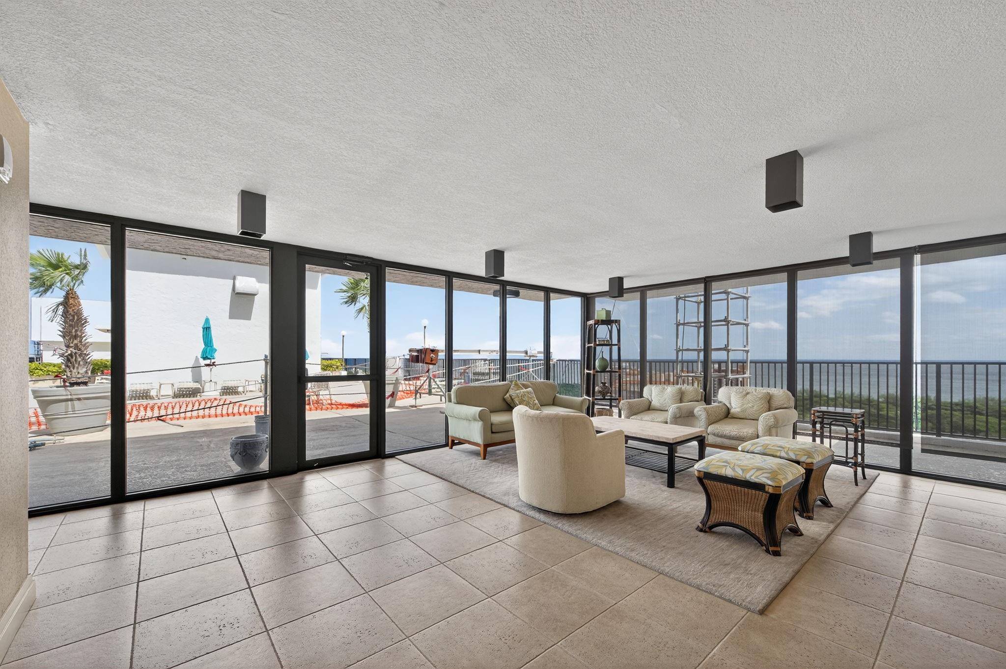 936 Intracoastal Dr #3C Fort Lauderdale, FL 33304 936 Intracoastal Dr #3C Fort Lauderdale, FL 33304