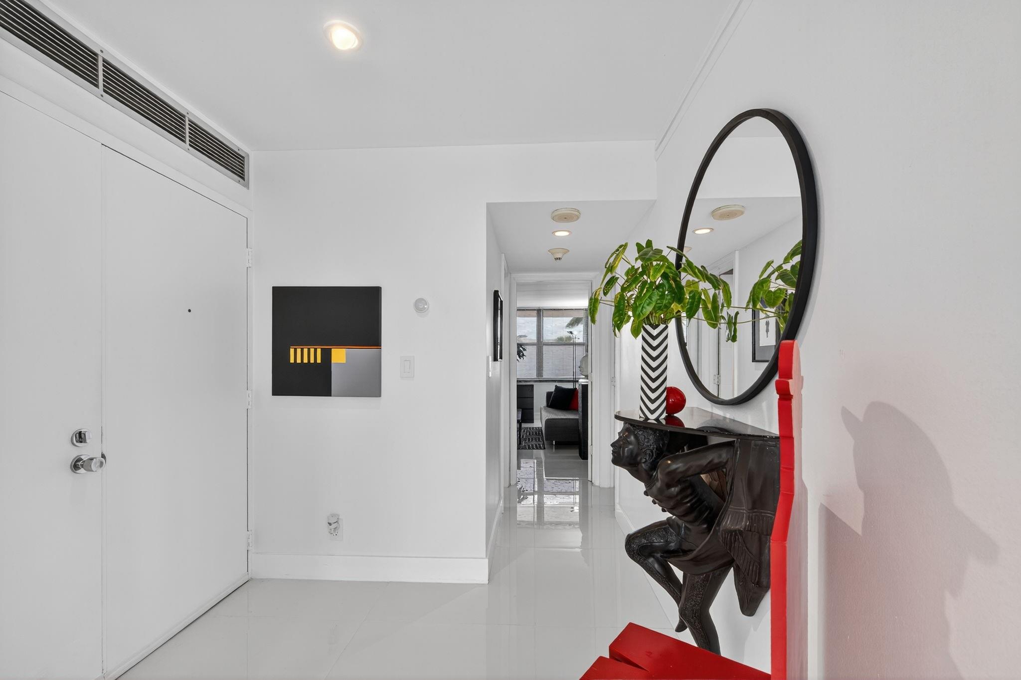 936 Intracoastal Dr #3C Fort Lauderdale, FL 33304 936 Intracoastal Dr #3C Fort Lauderdale, FL 33304