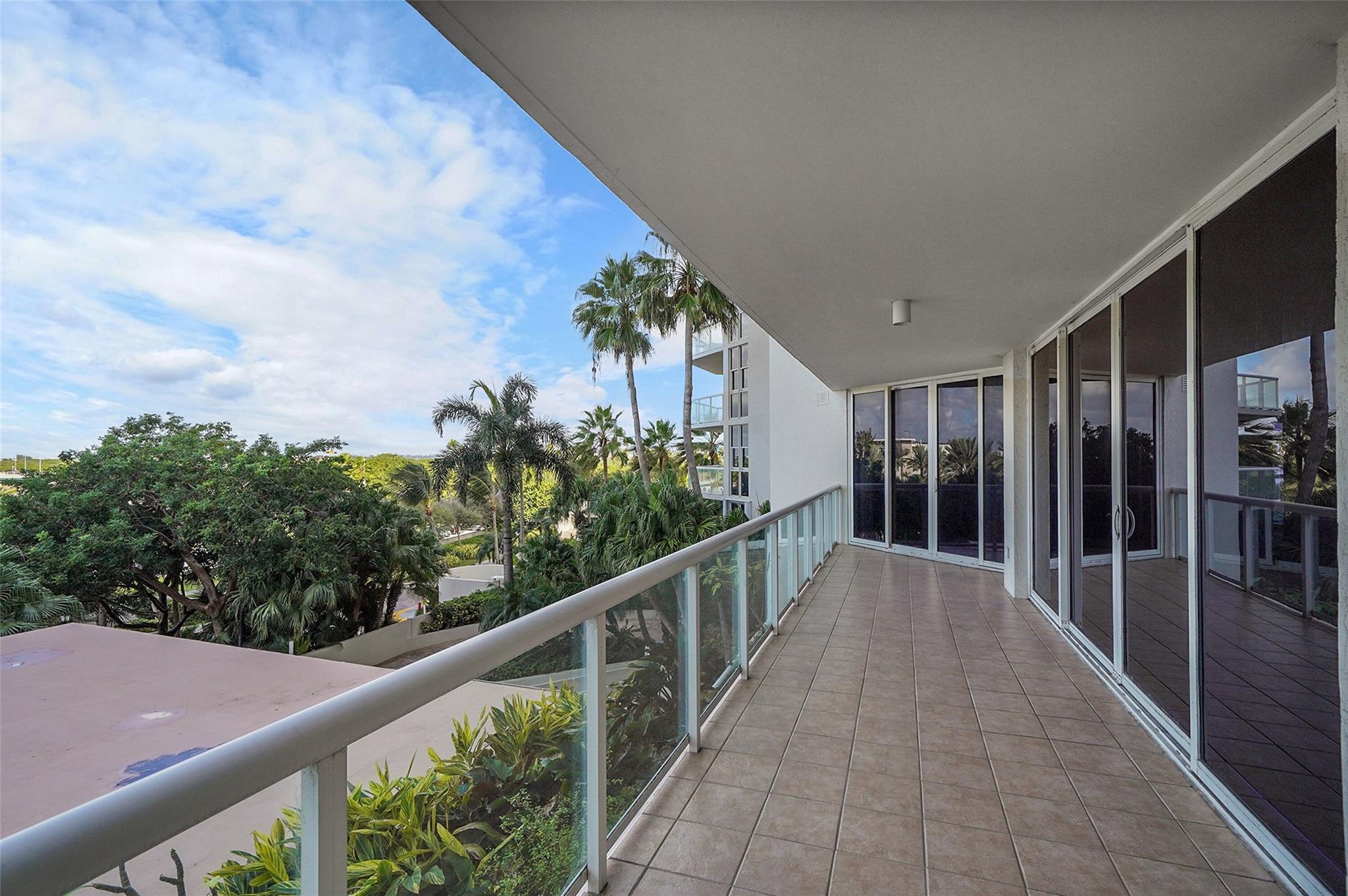 6001 N Ocean Dr #403,Hollywood, FL 33019