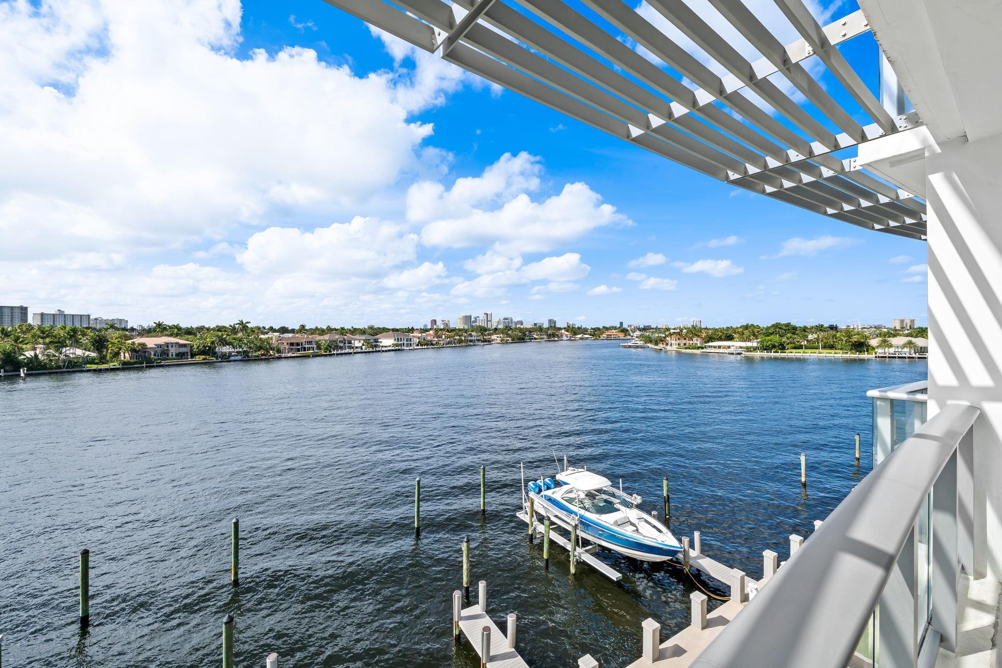 435 Bayshore Dr #302 Fort Lauderdale, FL 33304