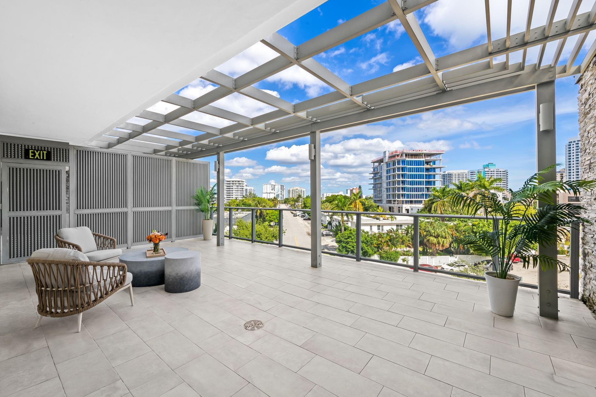 435 Bayshore Dr #302 Fort Lauderdale, FL 33304