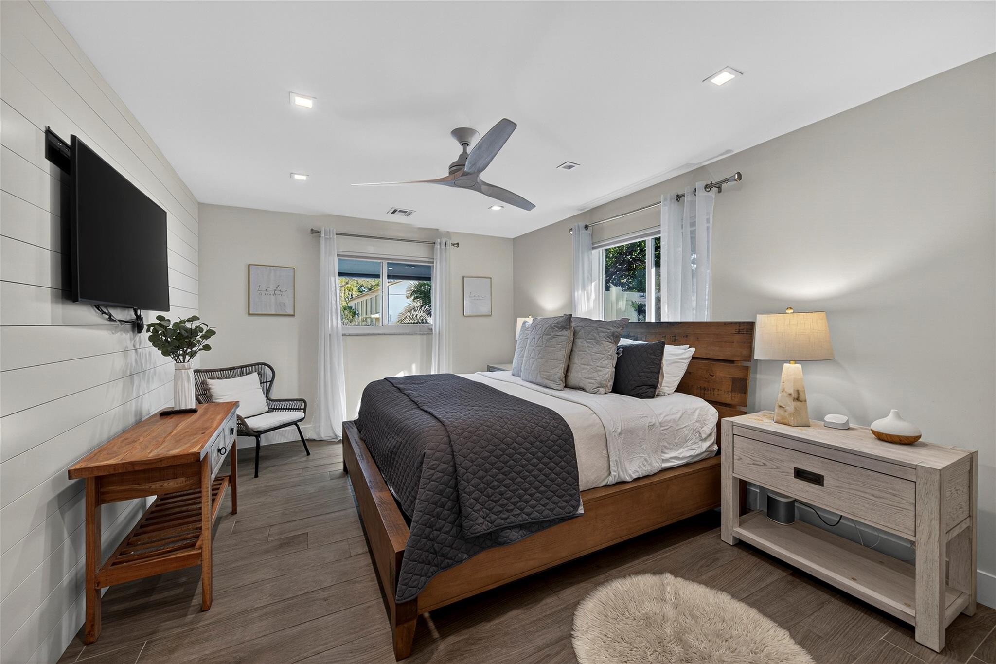 1959 SE 25th Ave Fort Lauderdale, FL 33316