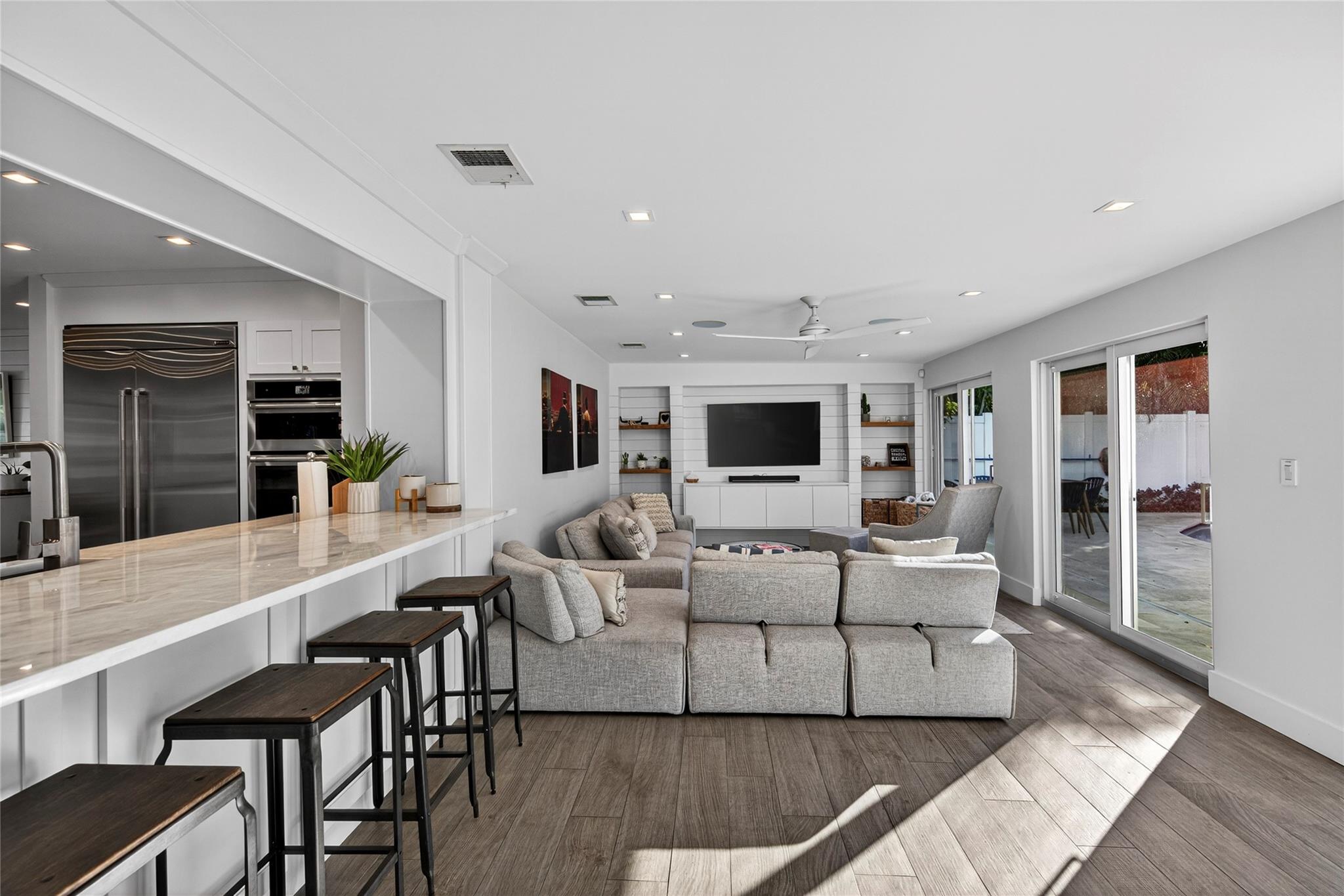 1959 SE 25th Ave Fort Lauderdale, FL 33316