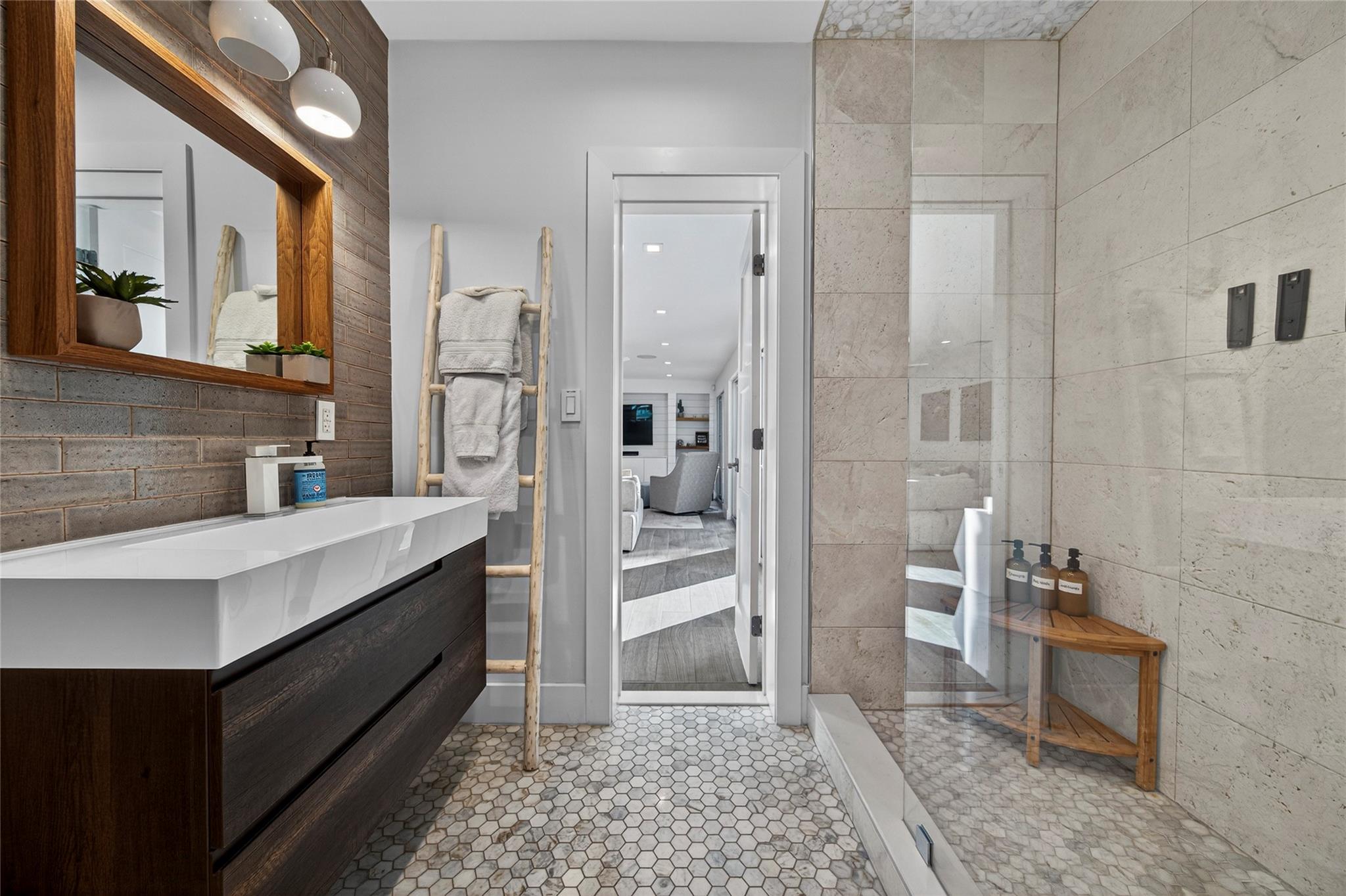 1959 SE 25th Ave Fort Lauderdale, FL 33316