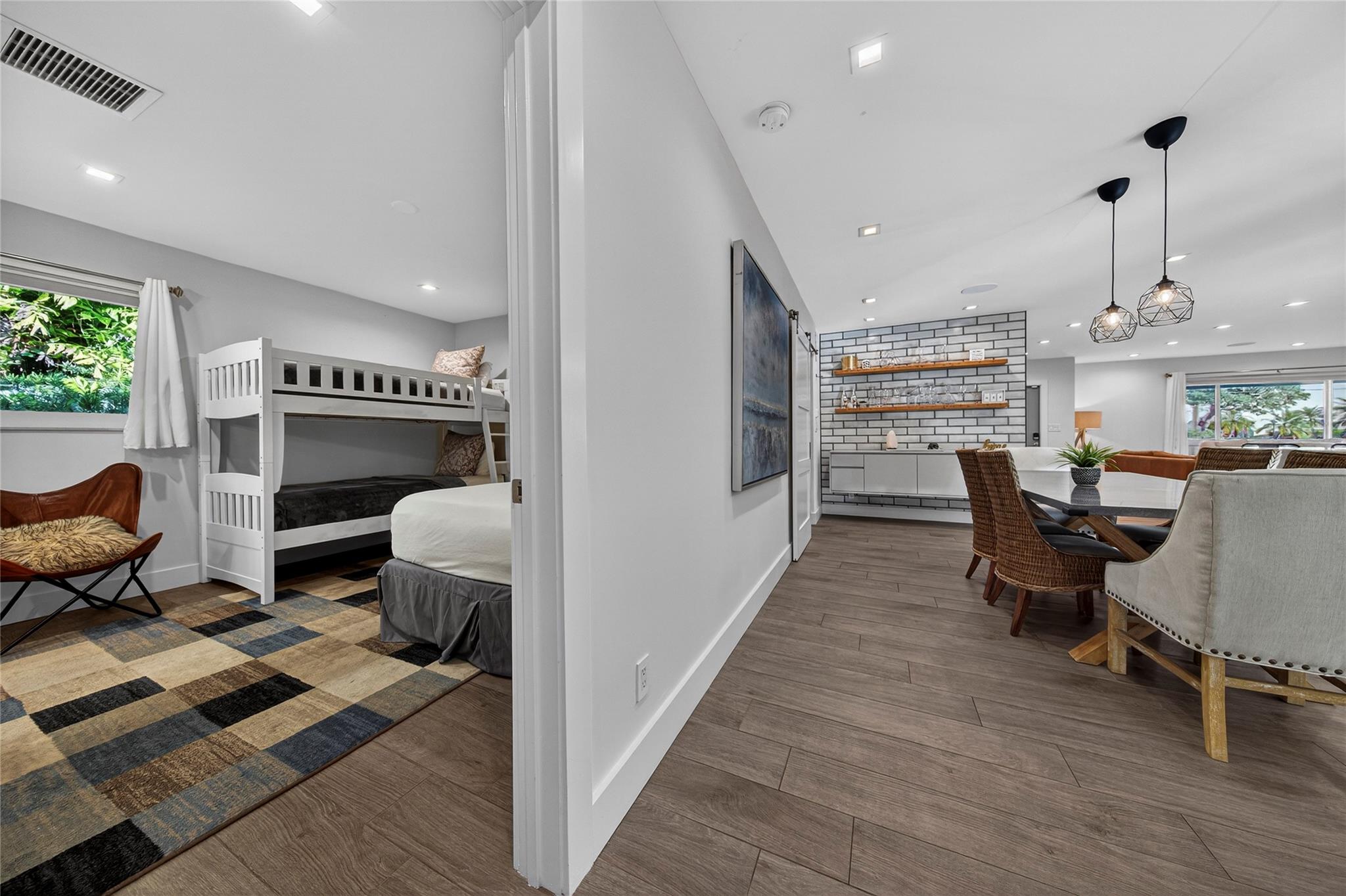 1959 SE 25th Ave Fort Lauderdale, FL 33316