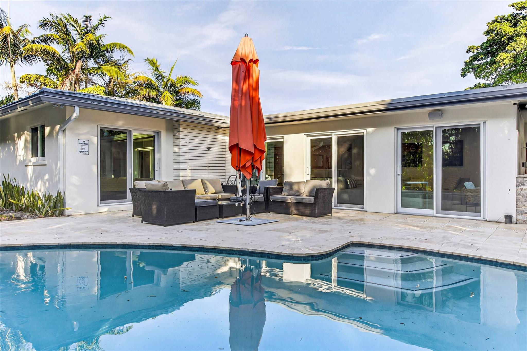 1959 SE 25th Ave Fort Lauderdale, FL 33316