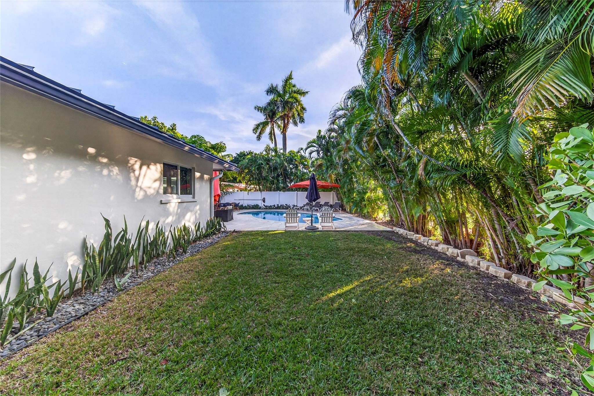 1959 SE 25th Ave Fort Lauderdale, FL 33316