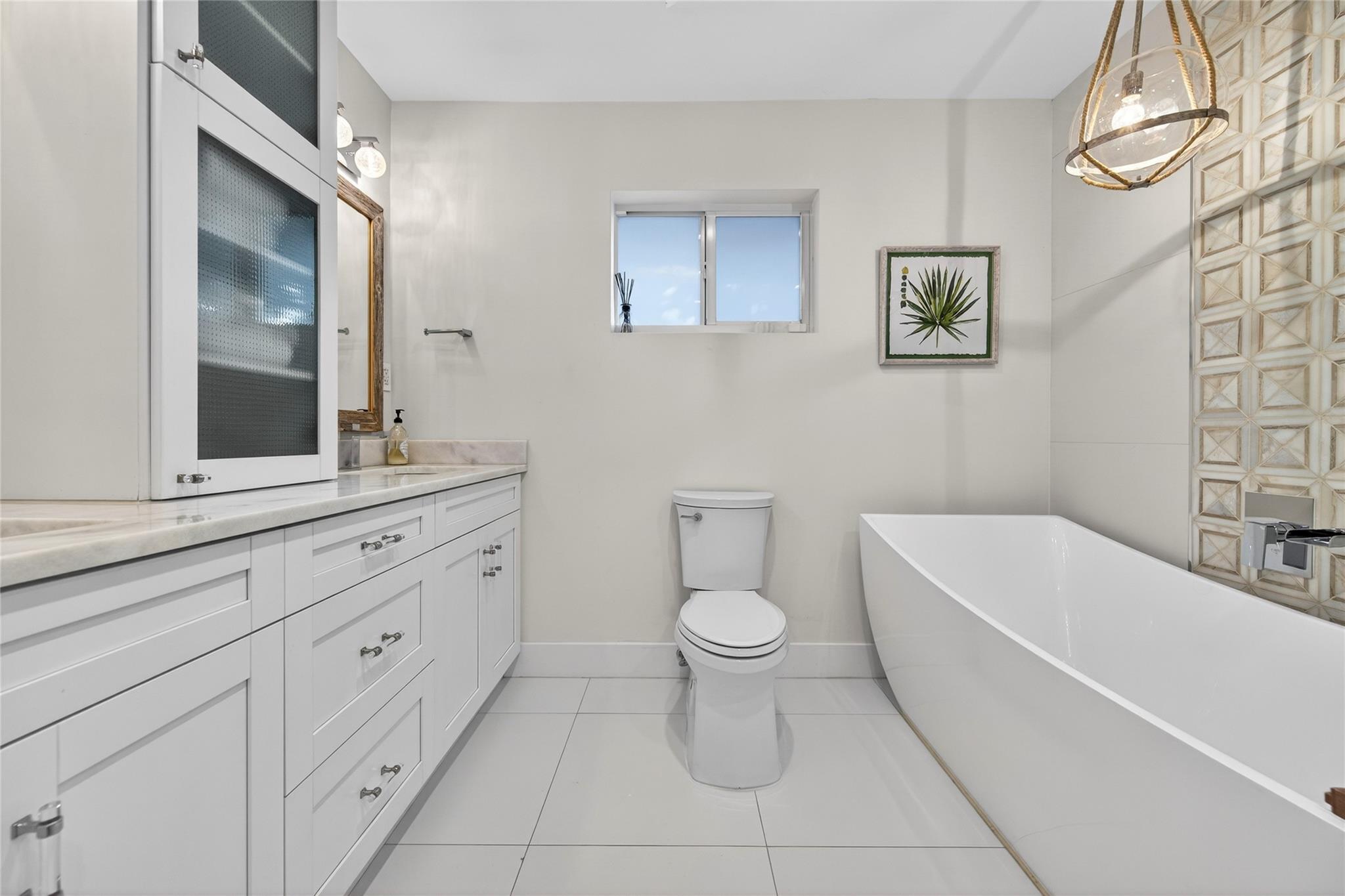 1959 SE 25th Ave Fort Lauderdale, FL 33316