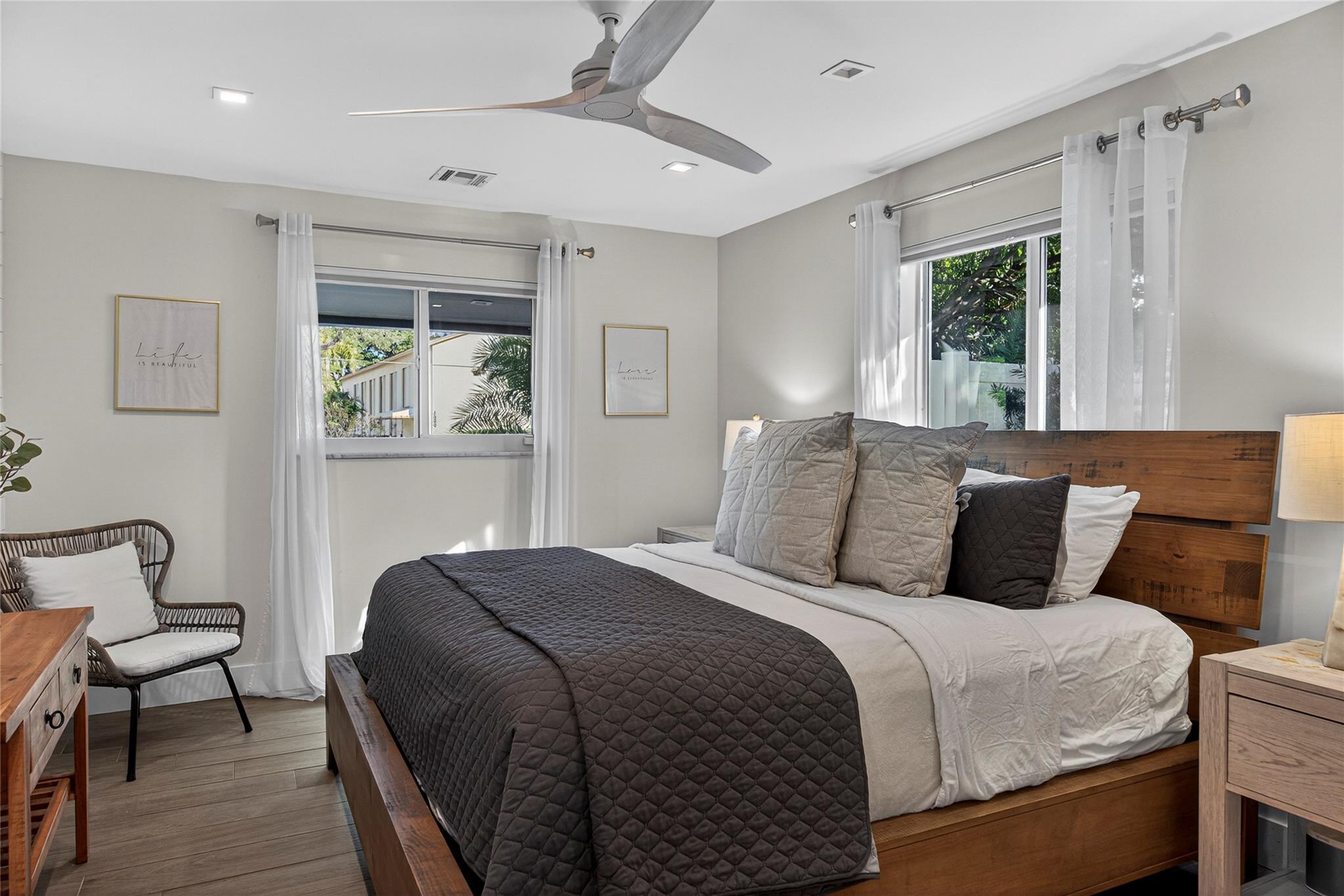 1959 SE 25th Ave Fort Lauderdale, FL 33316