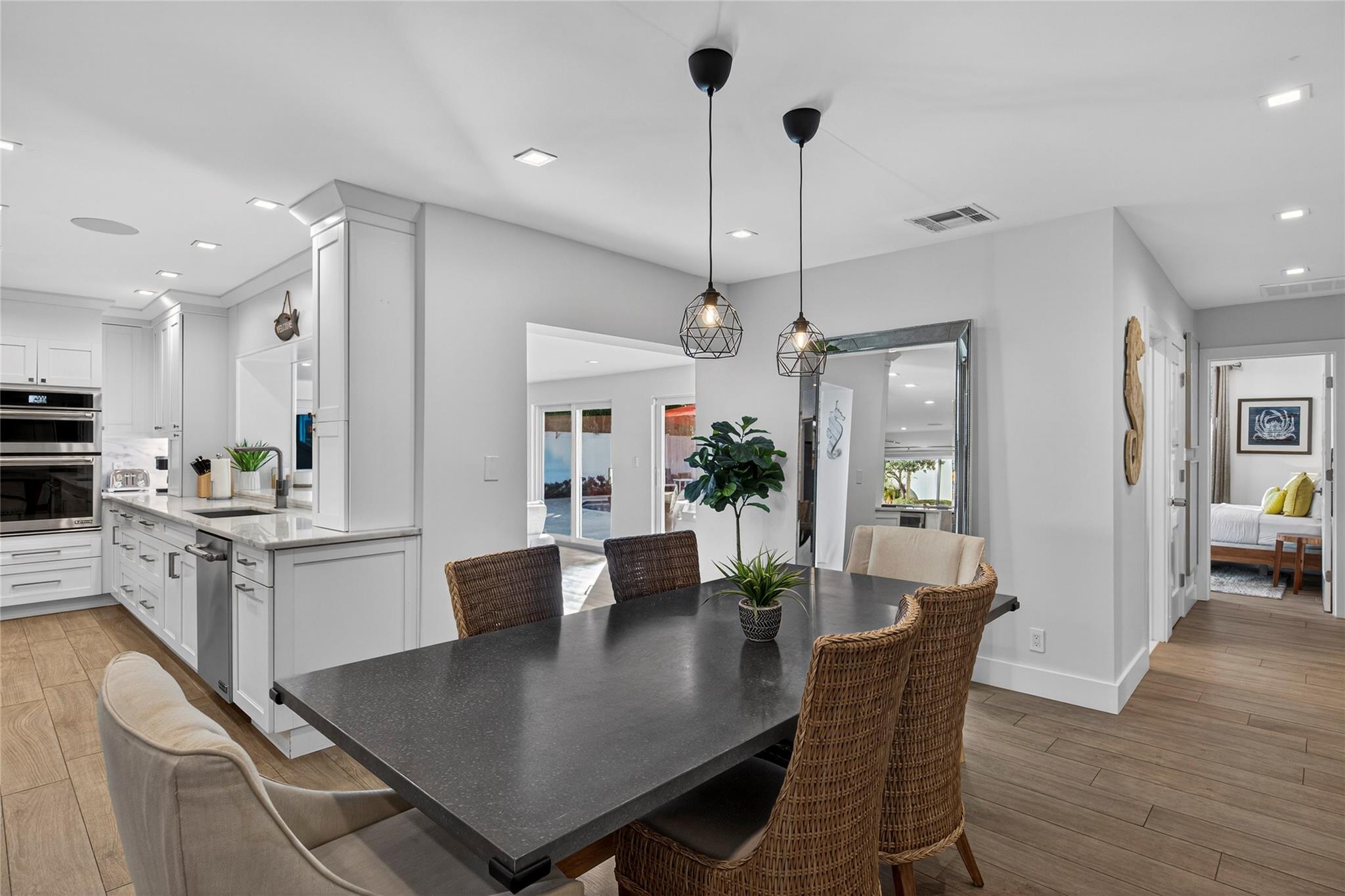 1959 SE 25th Ave Fort Lauderdale, FL 33316