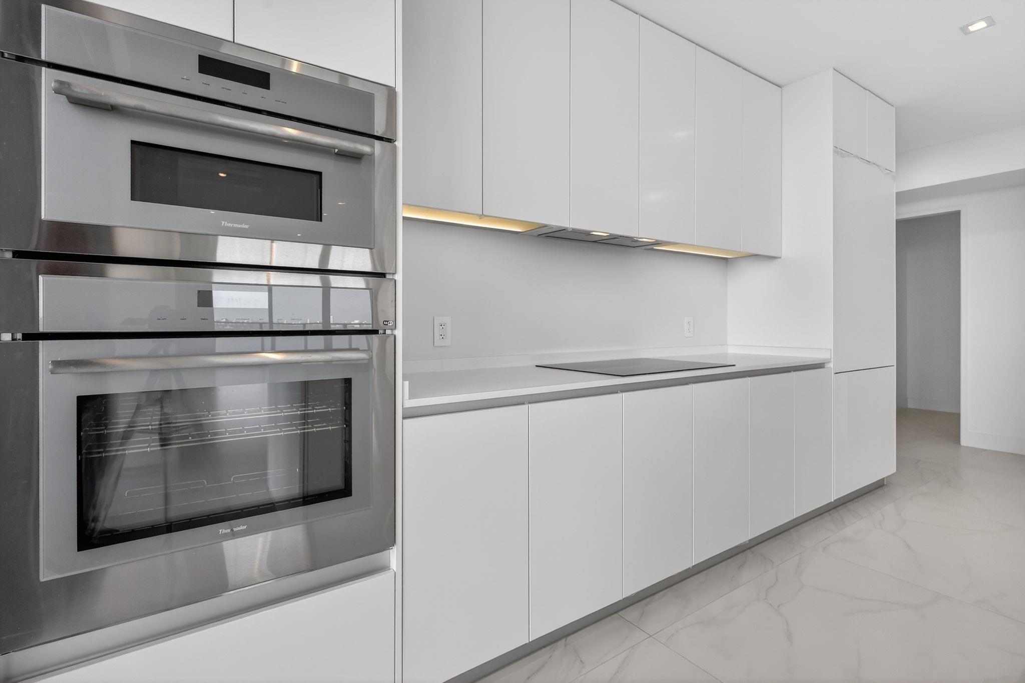 700 NE 24th St #2207 Miami, FL 33137