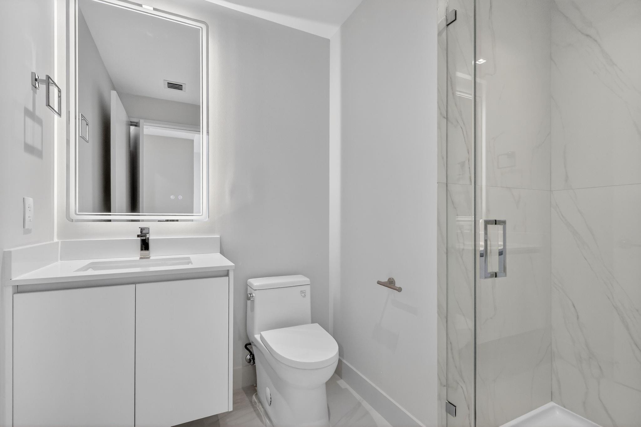 700 NE 24th St #2207 Miami, FL 33137