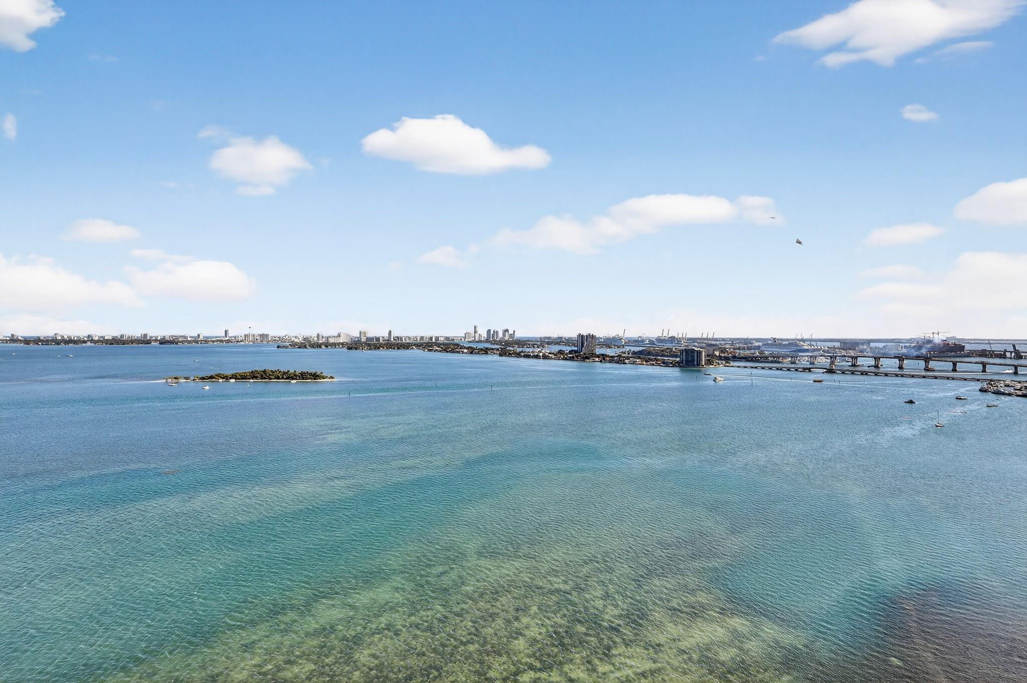 700 NE 24th St #2207 Miami, FL 33137