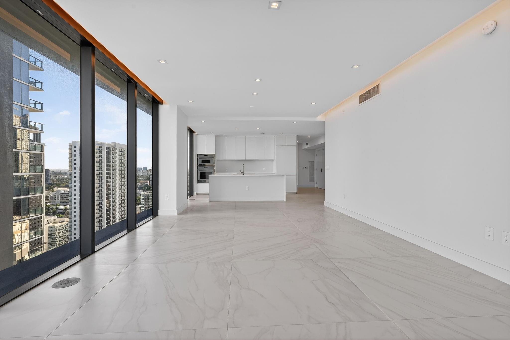 700 NE 24th St #2207 Miami, FL 33137