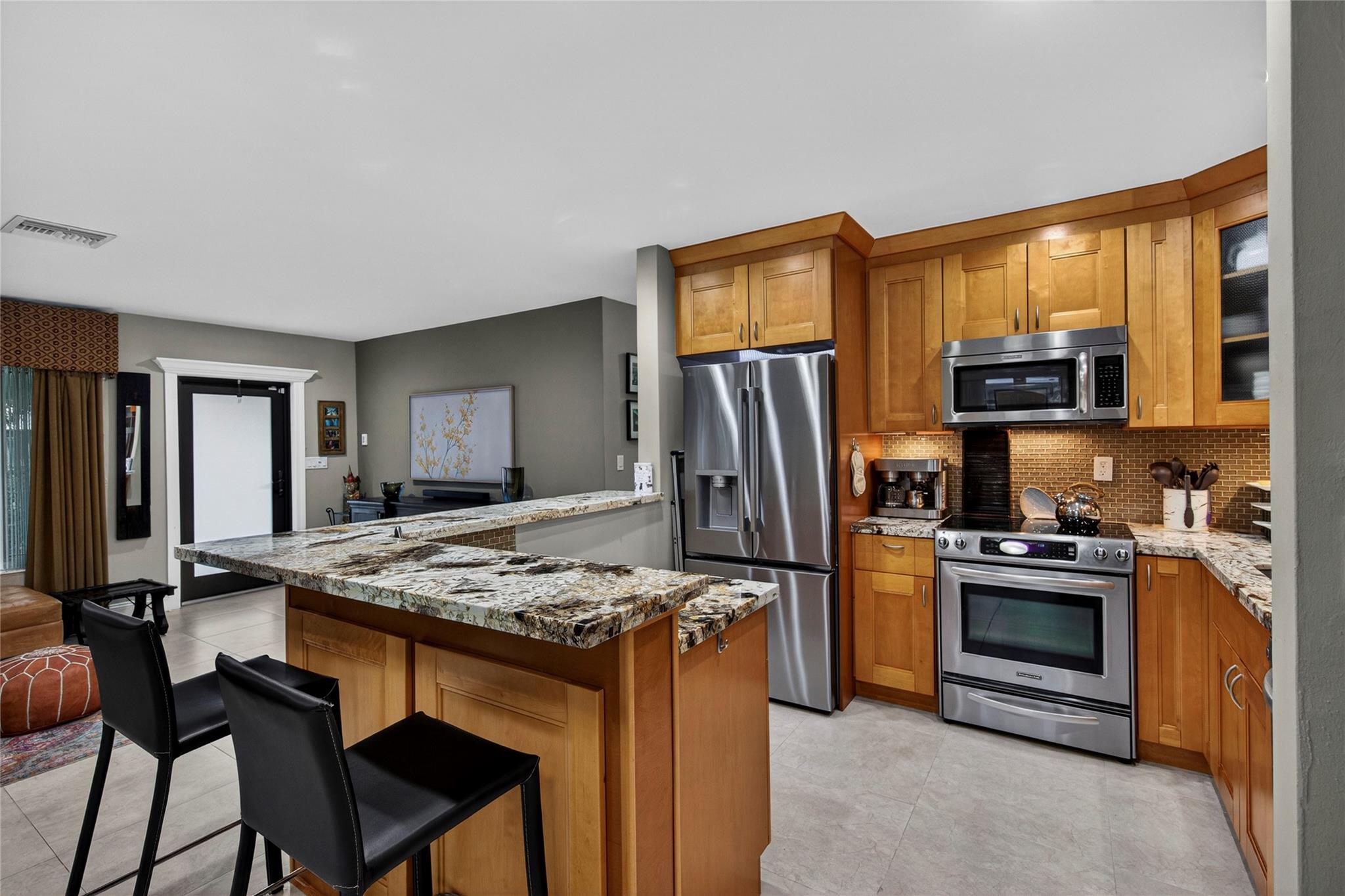 2213 NE 16th Ave Wilton Manors, FL 33305