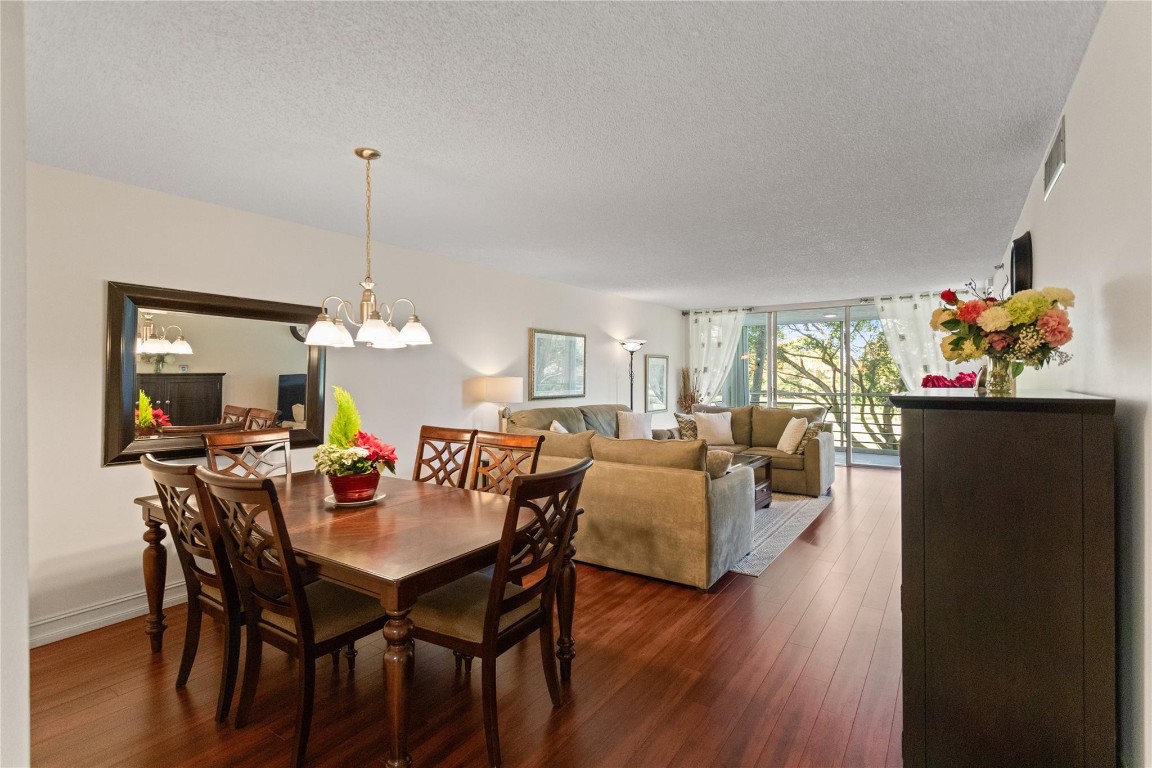 4015 W Palm Aire Dr #304 Pompano Beach, FL 33069