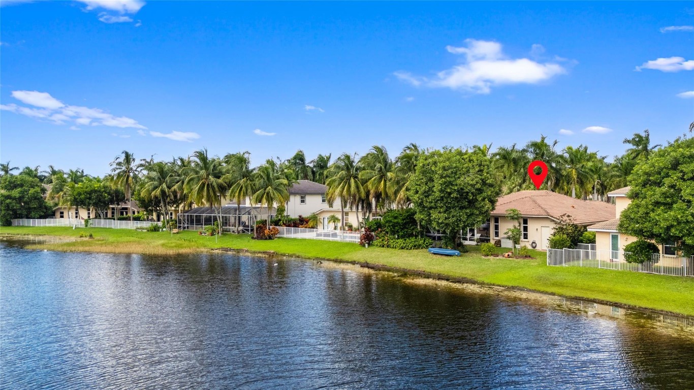 942 Windward Way Weston, FL 33327