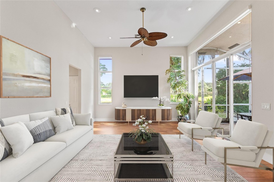 942 Windward Way Weston, FL 33327