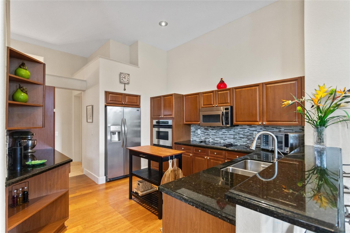 942 Windward Way Weston, FL 33327