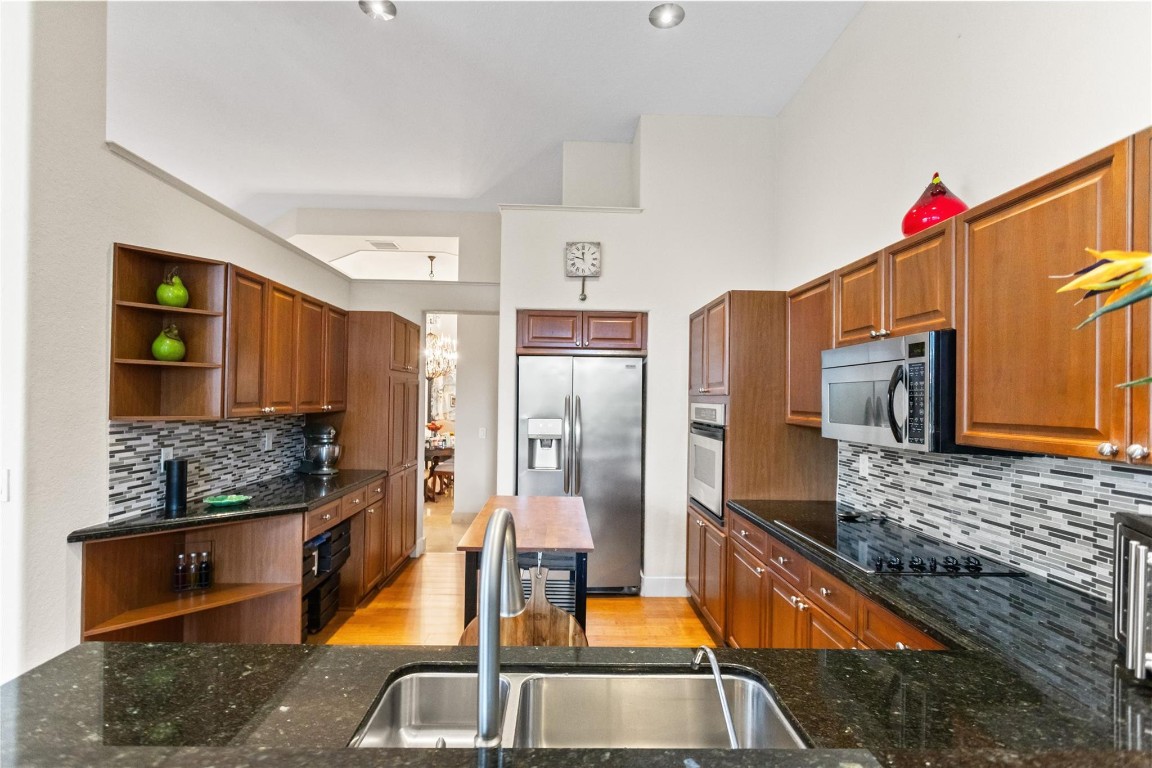 942 Windward Way Weston, FL 33327