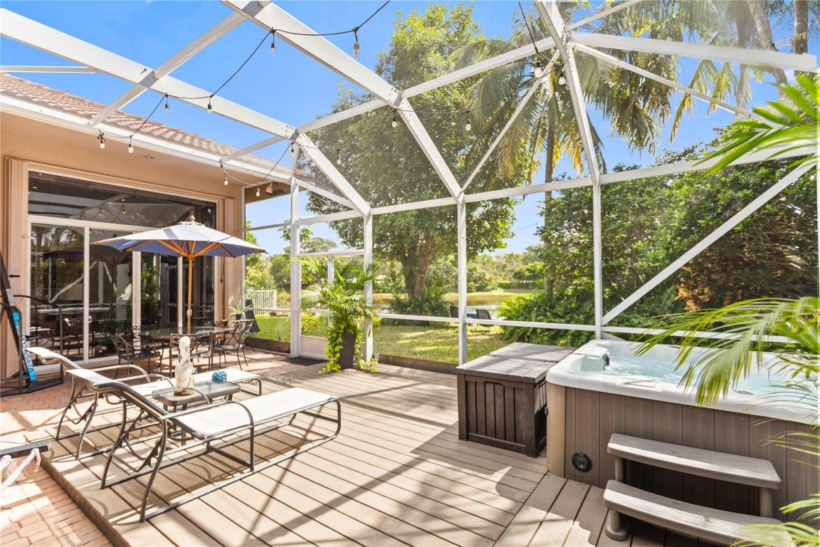 942 Windward Way Weston, FL 33327