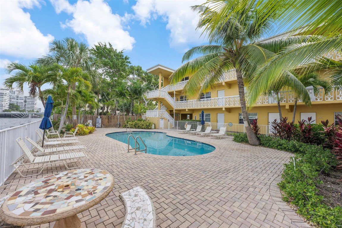815 Middle Riv #115 Fort Lauderdale, FL 33304