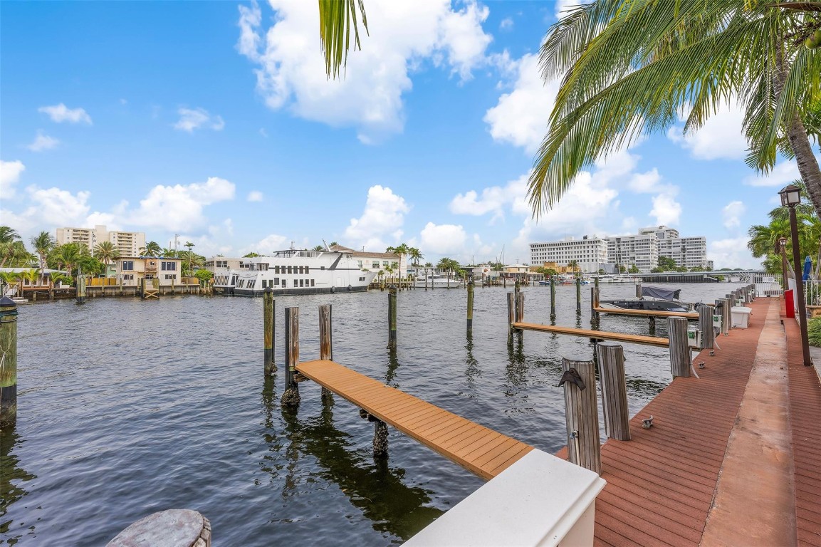 815 Middle Riv #115 Fort Lauderdale, FL 33304