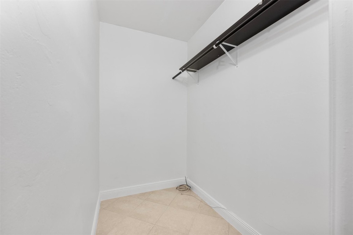 815 Middle Riv #115 Fort Lauderdale, FL 33304