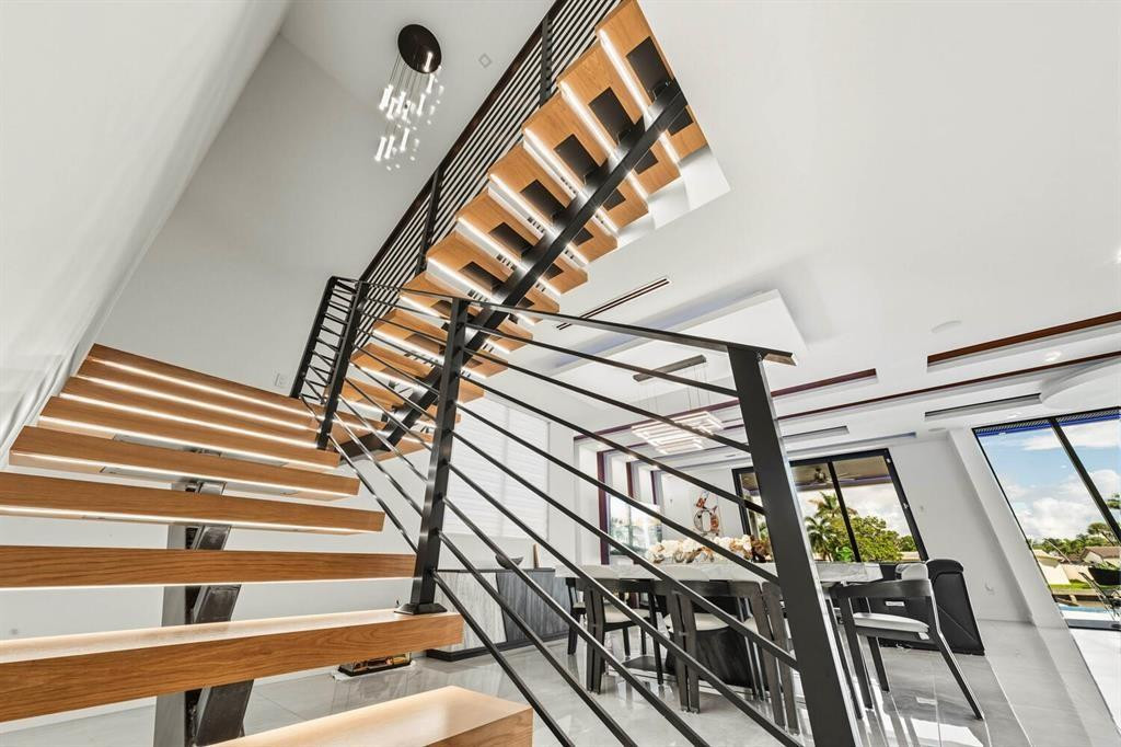 2581 NE 50th Lighthouse Point, FL 33064