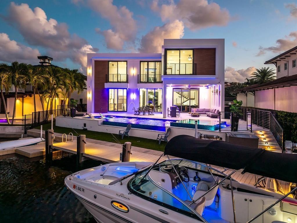 2581 NE 50th Lighthouse Point, FL 33064