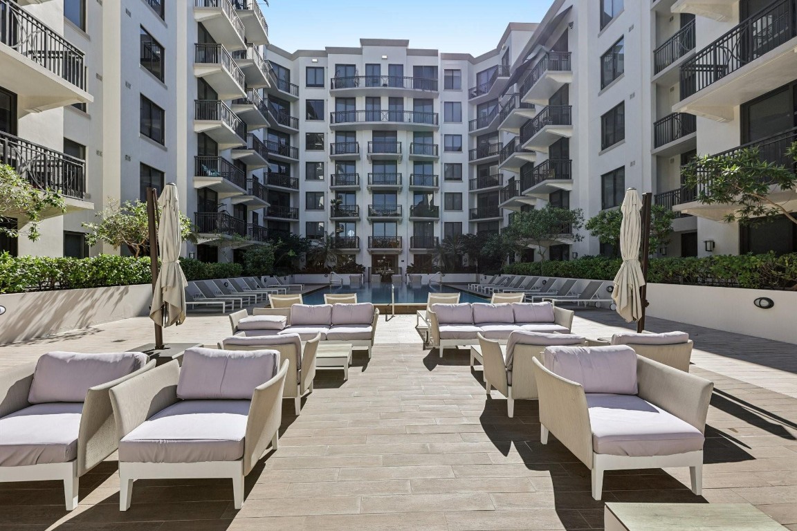 image Merrick Manor1