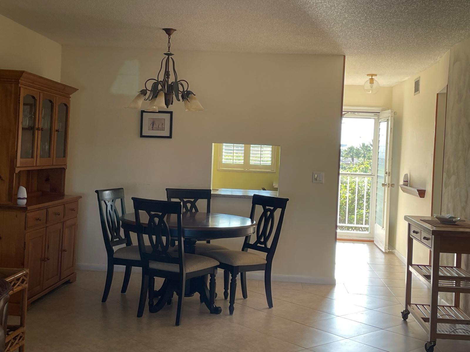 2520 NE 1st #411 Boynton Beach, FL 33435