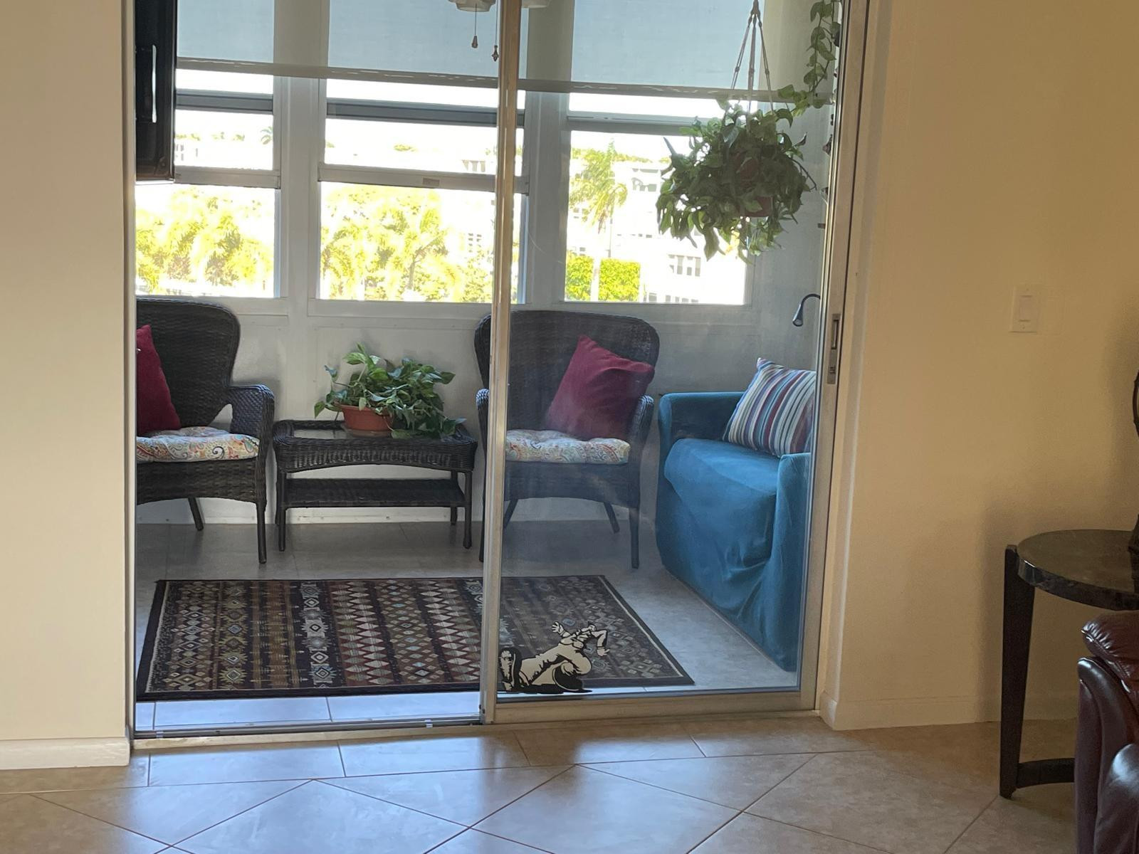 2520 NE 1st #411 Boynton Beach, FL 33435