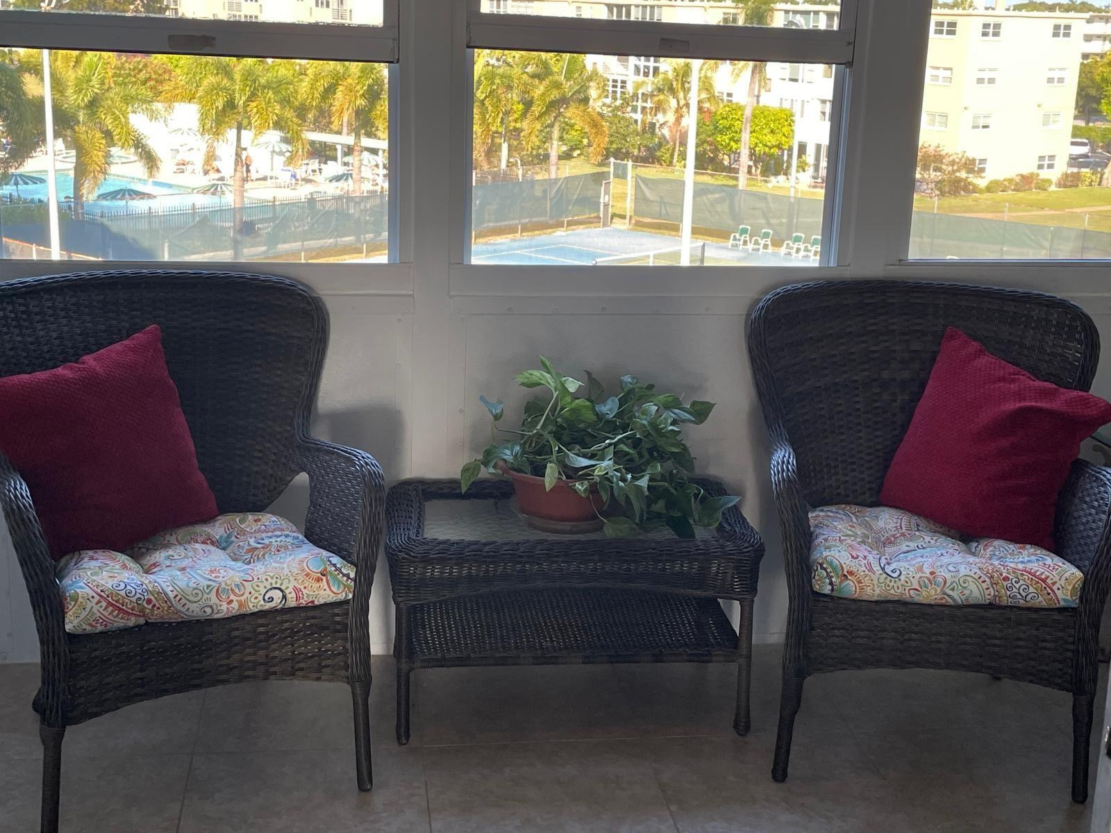 2520 NE 1st #411 Boynton Beach, FL 33435