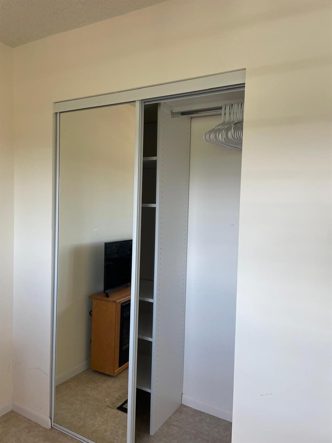 2520 NE 1st #411 Boynton Beach, FL 33435