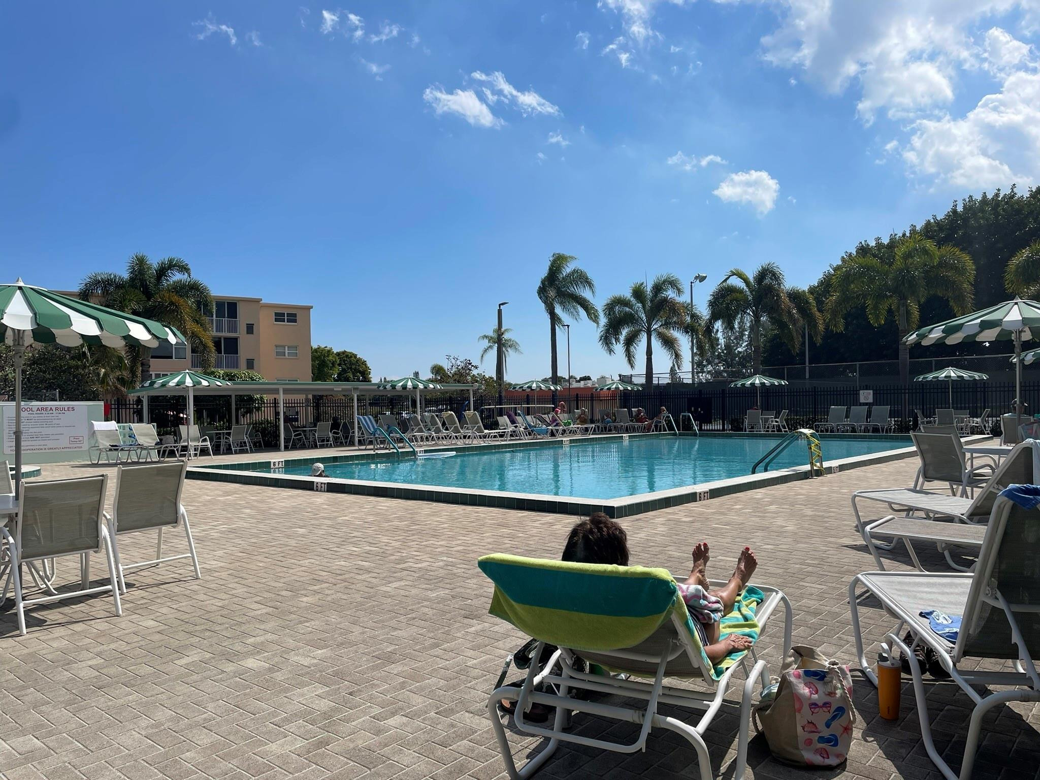 2520 NE 1st #411 Boynton Beach, FL 33435