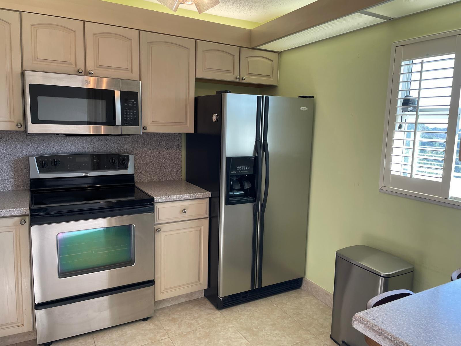 2520 NE 1st #411 Boynton Beach, FL 33435